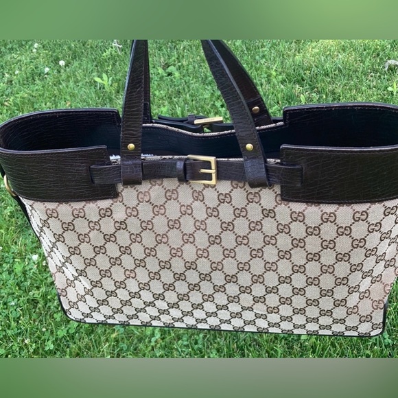 Gucci east west tote with leather trim. - Picture 1 of 7